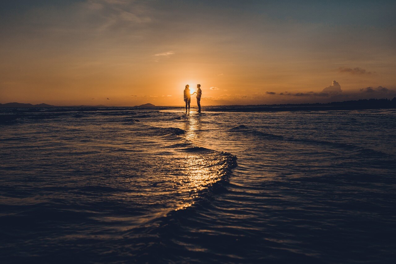 How To Date In Your 20S